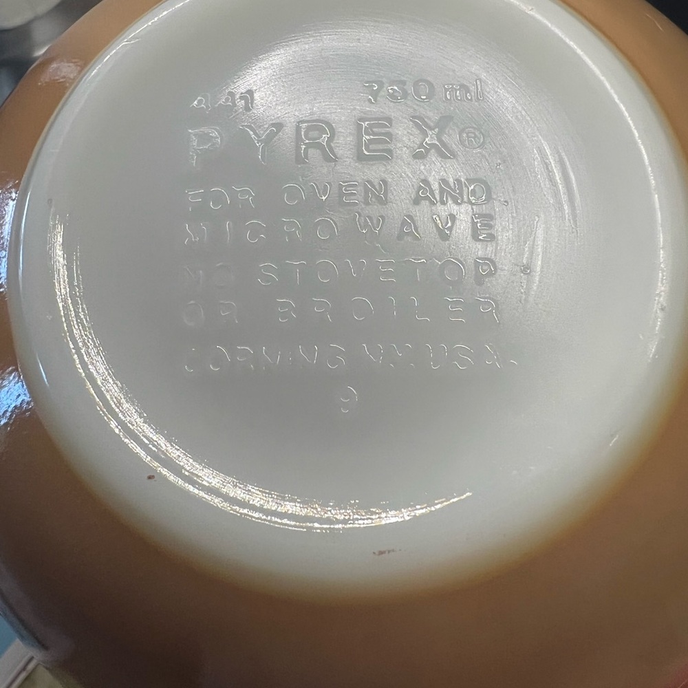 Pyrex Brown Cookware Set - Picture 6 of 6